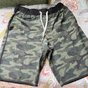Men's Vuori Shorts M Camo